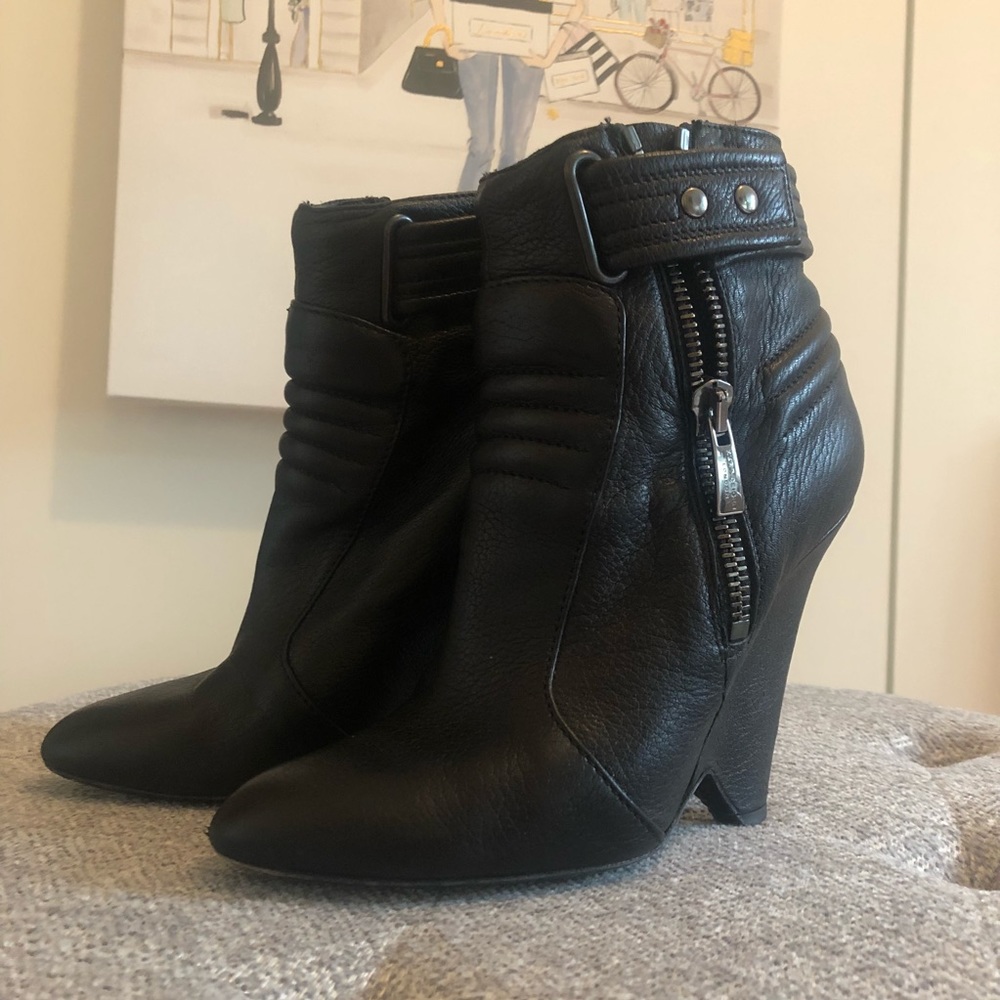 Kurt Geiger black leather wedges booties